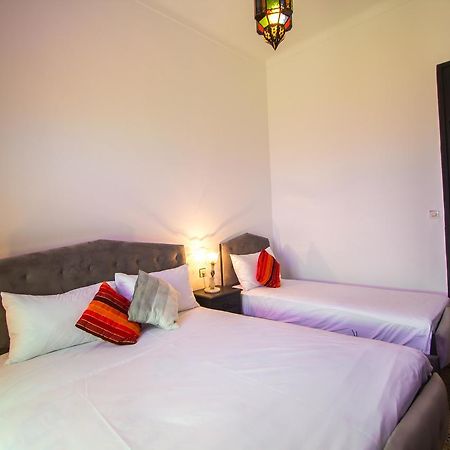 Hotel Fontaine Campini Fez Bagian luar foto