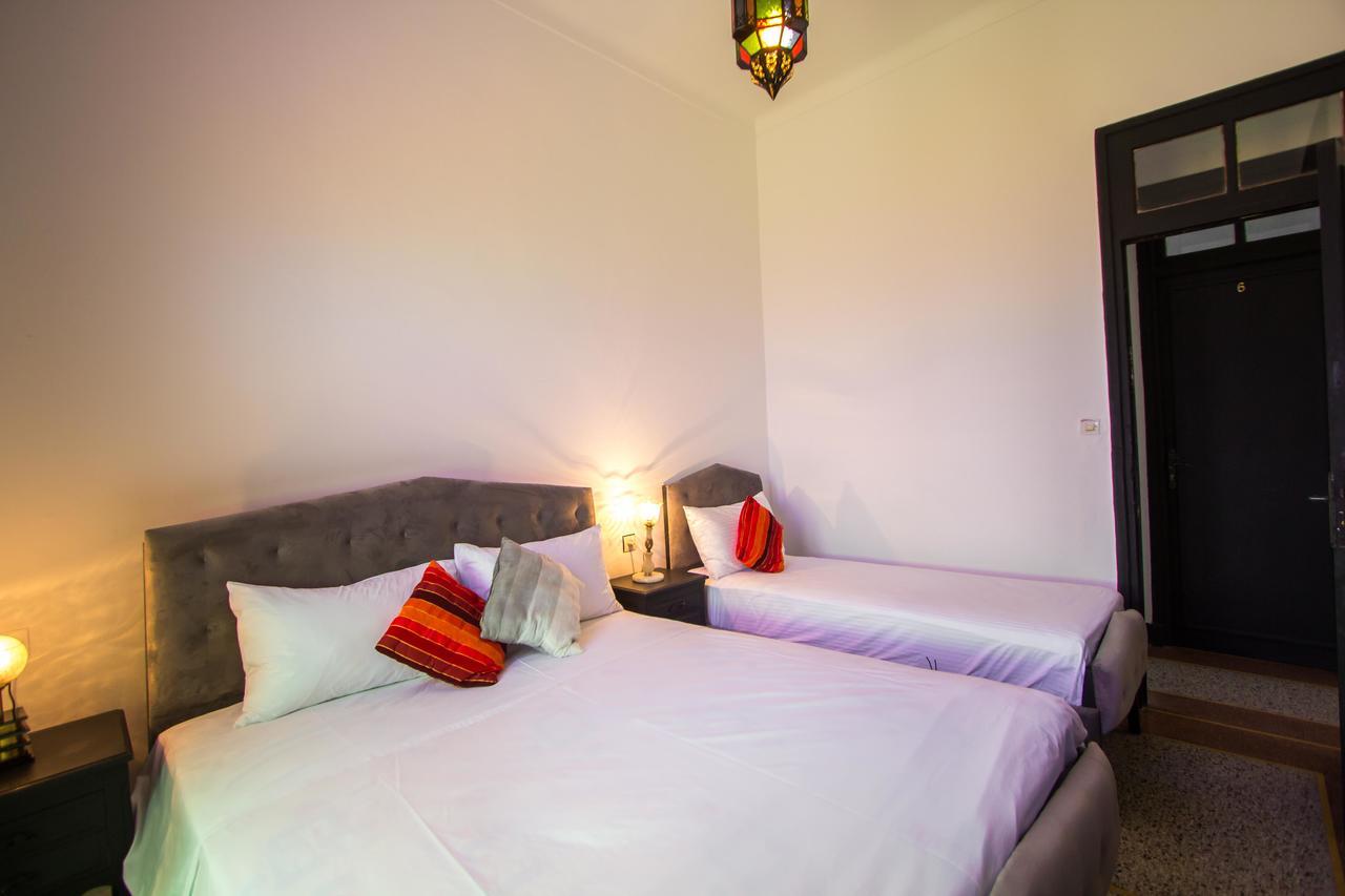 Hotel Fontaine Campini Fez Bagian luar foto