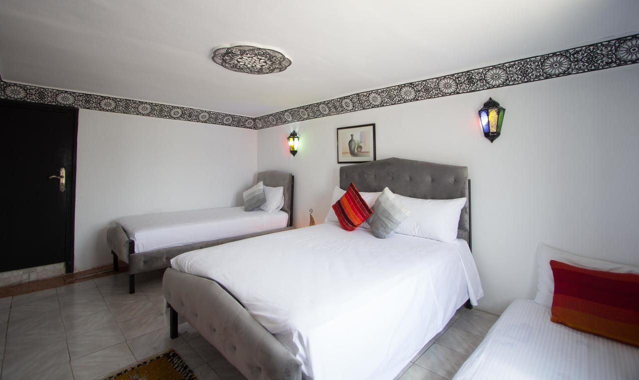 Hotel Fontaine Campini Fez Bagian luar foto