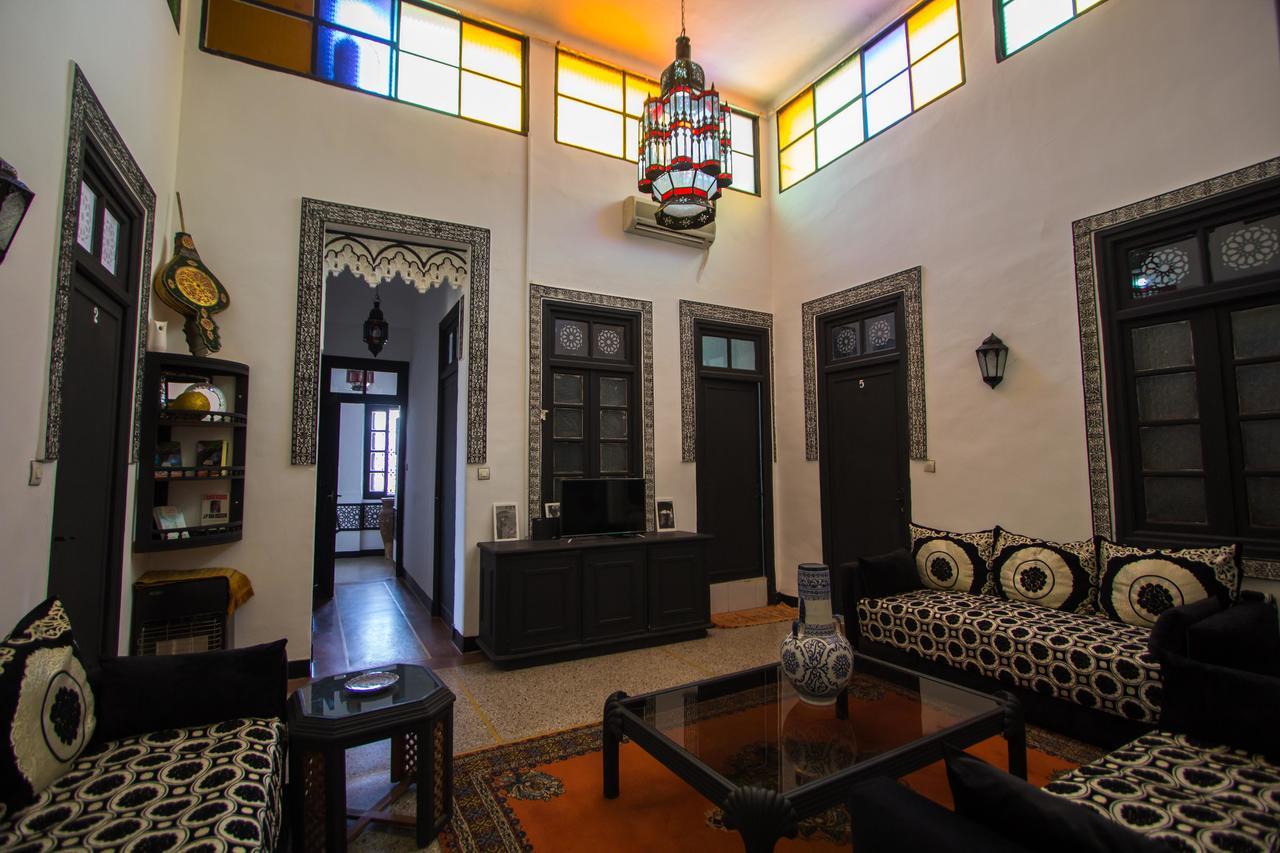 Hotel Fontaine Campini Fez Bagian luar foto